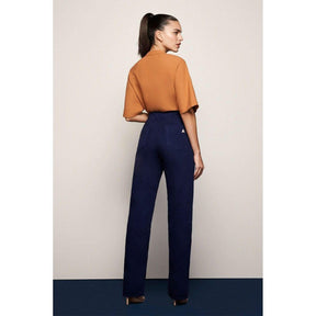Calça Seca de Sarja com Fenda Lateral